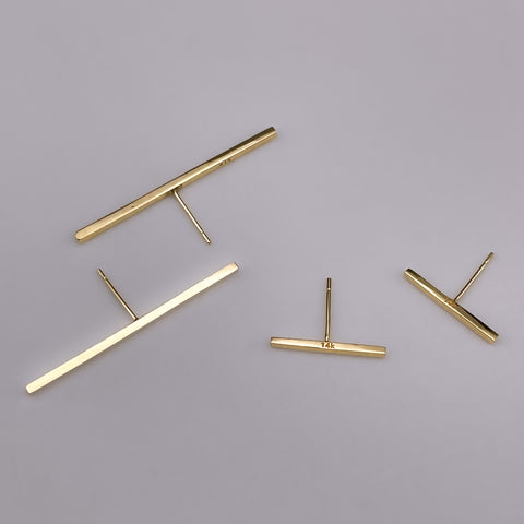 14K Gold Stick Stud Earrings BlackSugar-Fine Modern Chic Jewelry that Celebrities Wear
