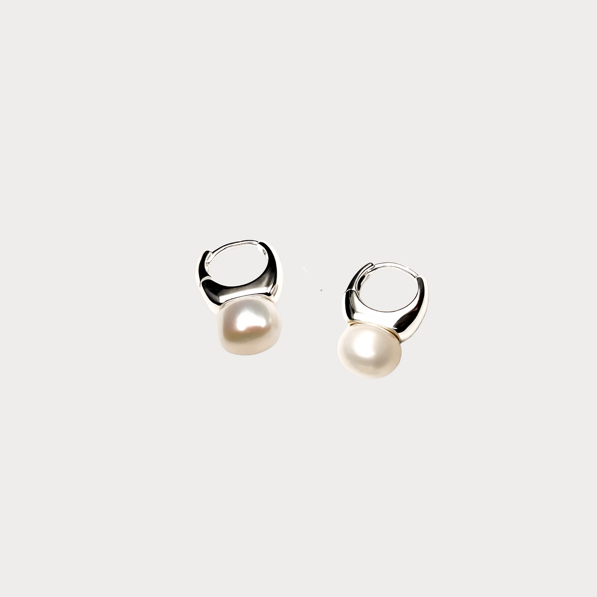 Pearl huggie hoops earrings BlackSugar-Best Online Jewelry Shop Earrings, Necklaces, Rings, Bracelets Located West Los Angeles 