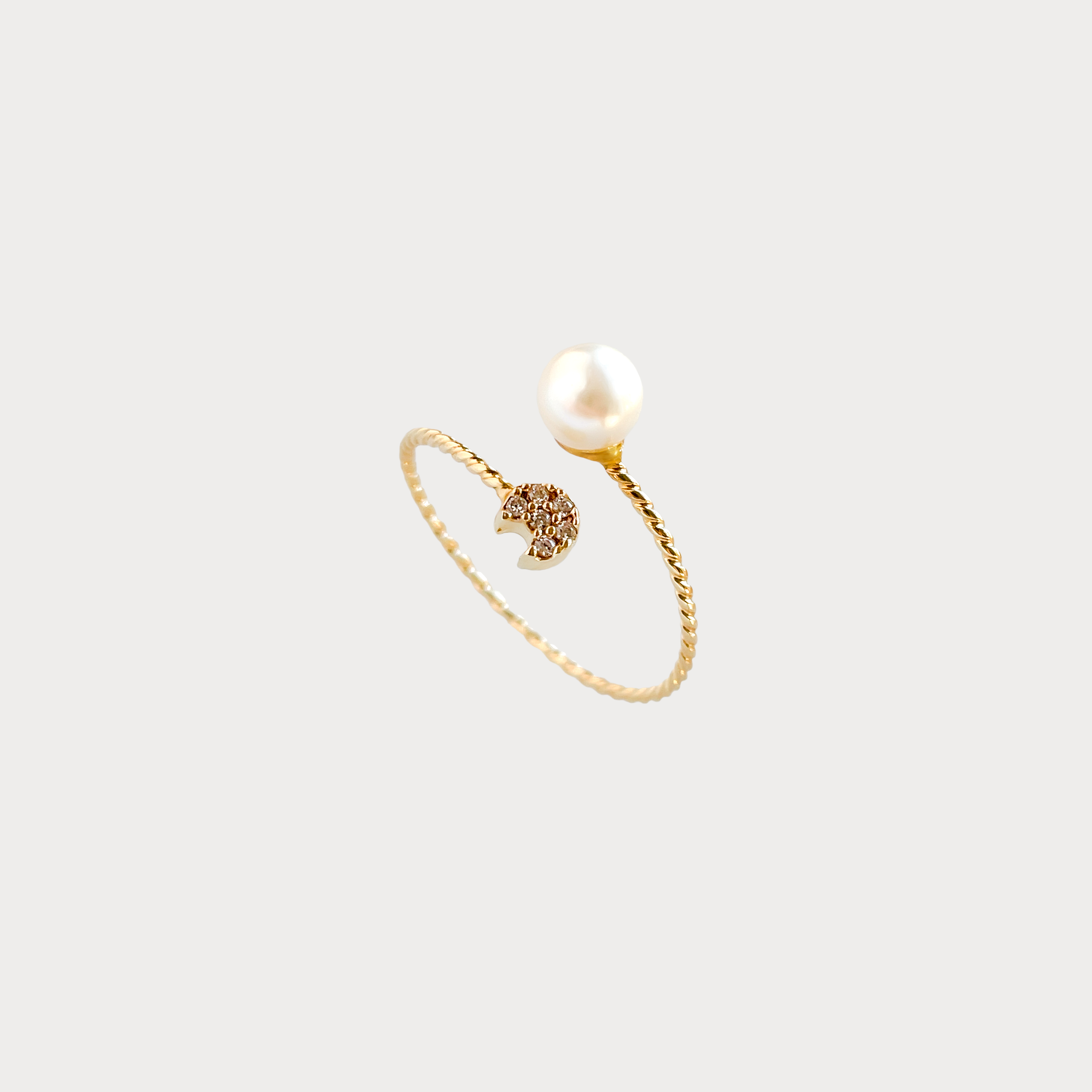 14K Gold Cat Pearl Ring  Gift for Women. Gift For Mom. Gift For Girlfriend